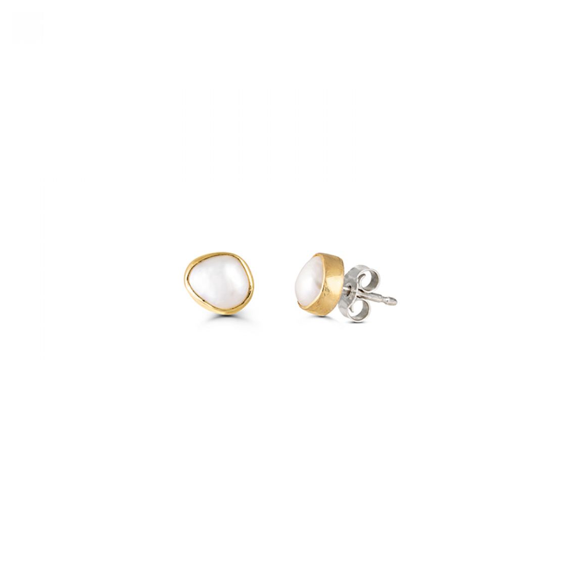 Bring a touch of uncomplicated elegance. 18kt gold bezels trace the shape of these cultured freshwater pearls with sterling silver backings.